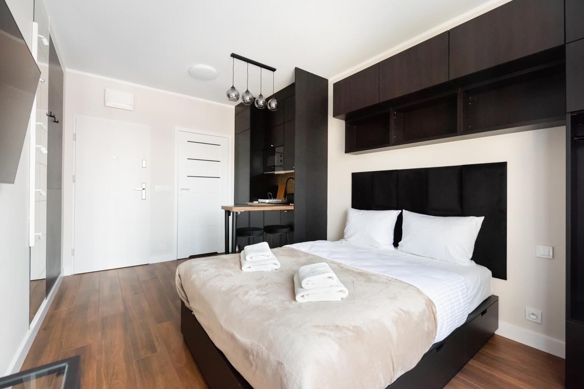 Okecie Apartment Warsaw