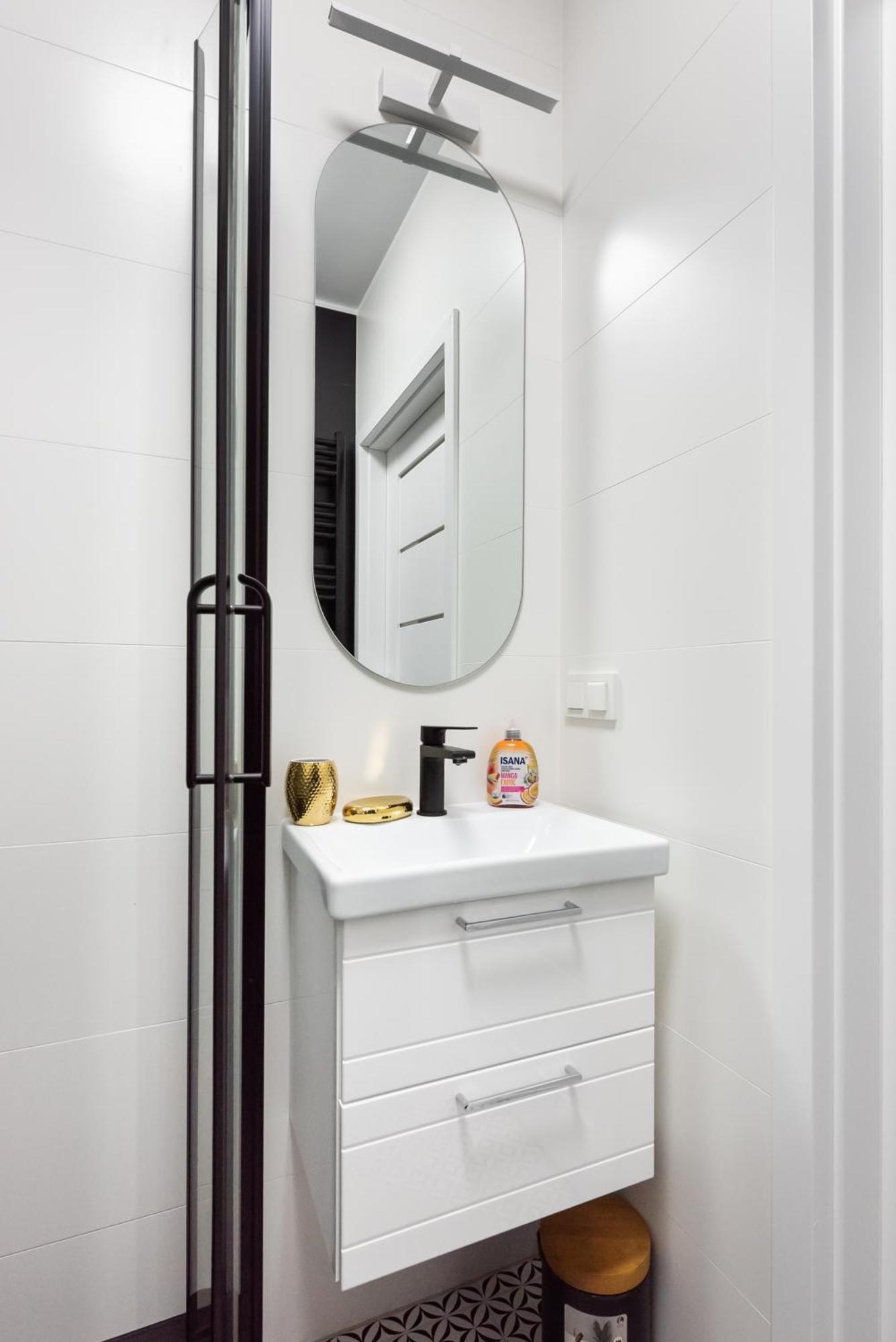 Okecie Apartment Warsaw